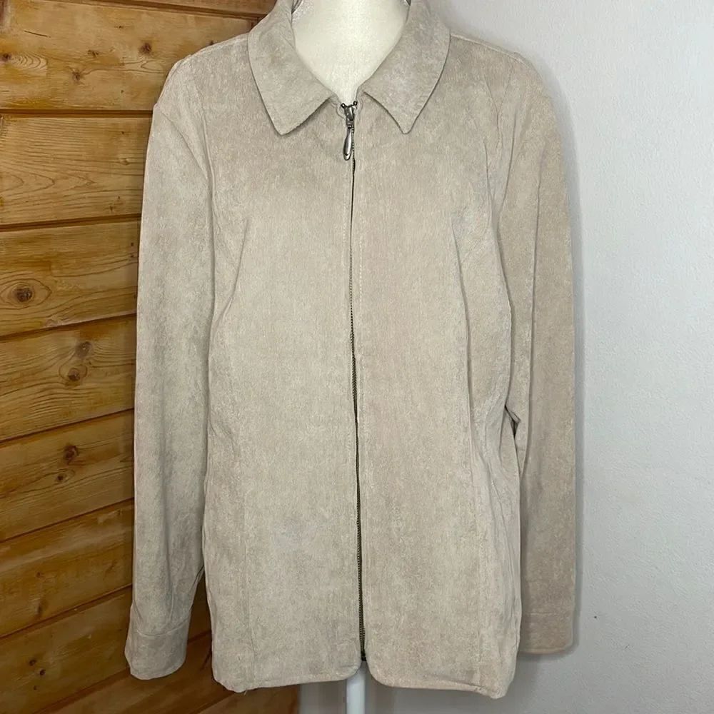 Christopher Banks Corduroy zip up jacket. Size XL.